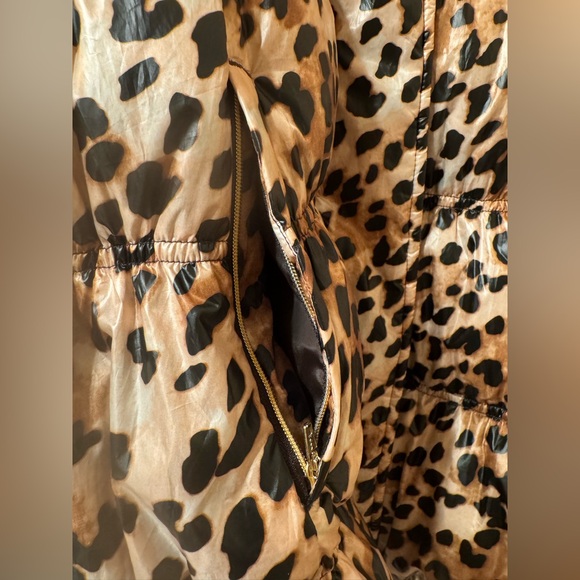 Lands' End Kids Puffer Coat in Leopard Print - Picture 4 of 14